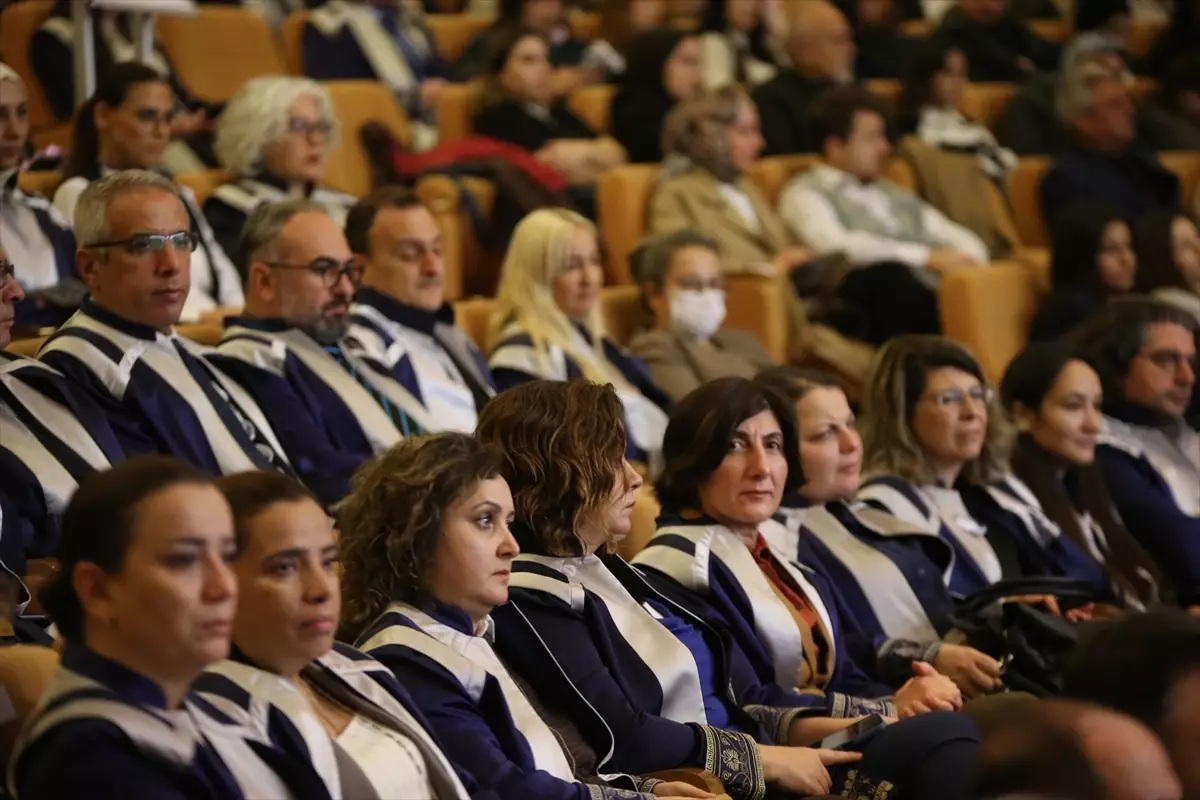 TÜBA Başkanı Prof. Dr. Şeker, Aydın ADÜ Akademik Yıl Açılışında Yapay Zeka ve Yükseköğretim Üzerine Çarpıcı Açıklamalarda Bulundu
