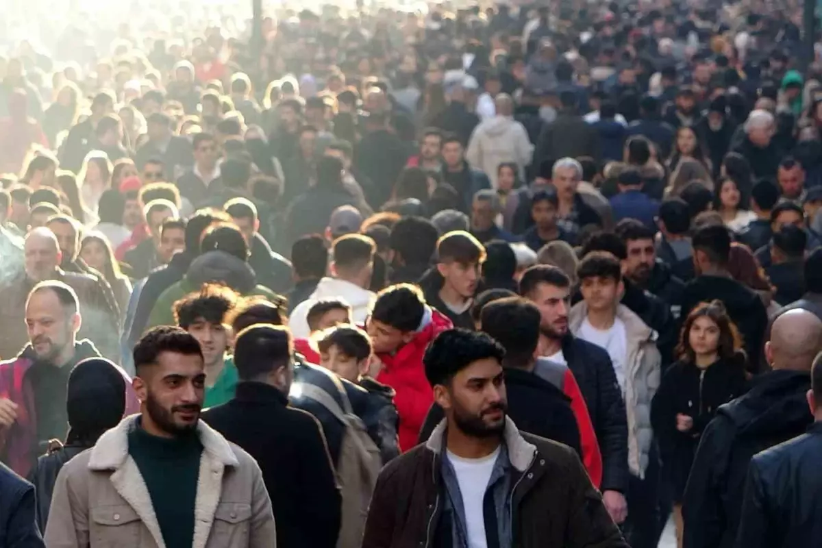 Türkiye’nin nüfusu 1 Ekim itibarıyla 85 milyon 980 bini geçti