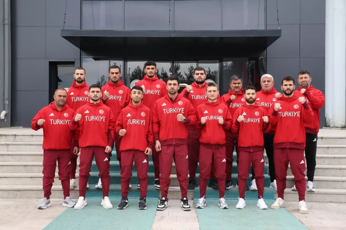 Milli Boks Takımları Budapeşte’ye Yol Aldı: U23 Avrupa Şampiyonası Hazırlıkları Tamamlandı