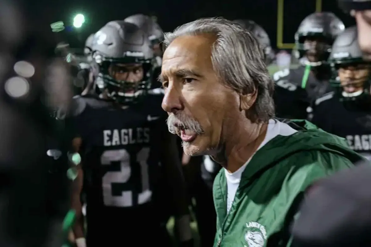 Ünlü Futbol Koçu John Beam Laney College Kampüsünde Hedefli Silahlı Saldırıyla Hayatını Kaybetti