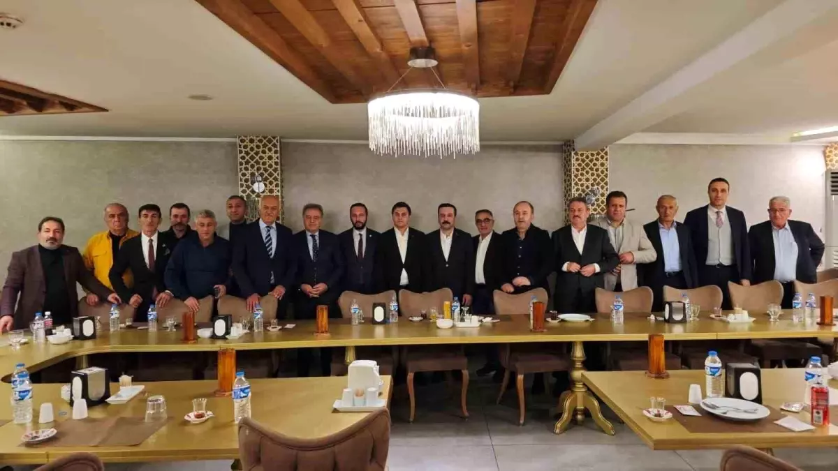 Erzurum’da Uzundere ve Tortum’da Yatırım İmkanları Programı Coşkuyla Gerçekleştirildi