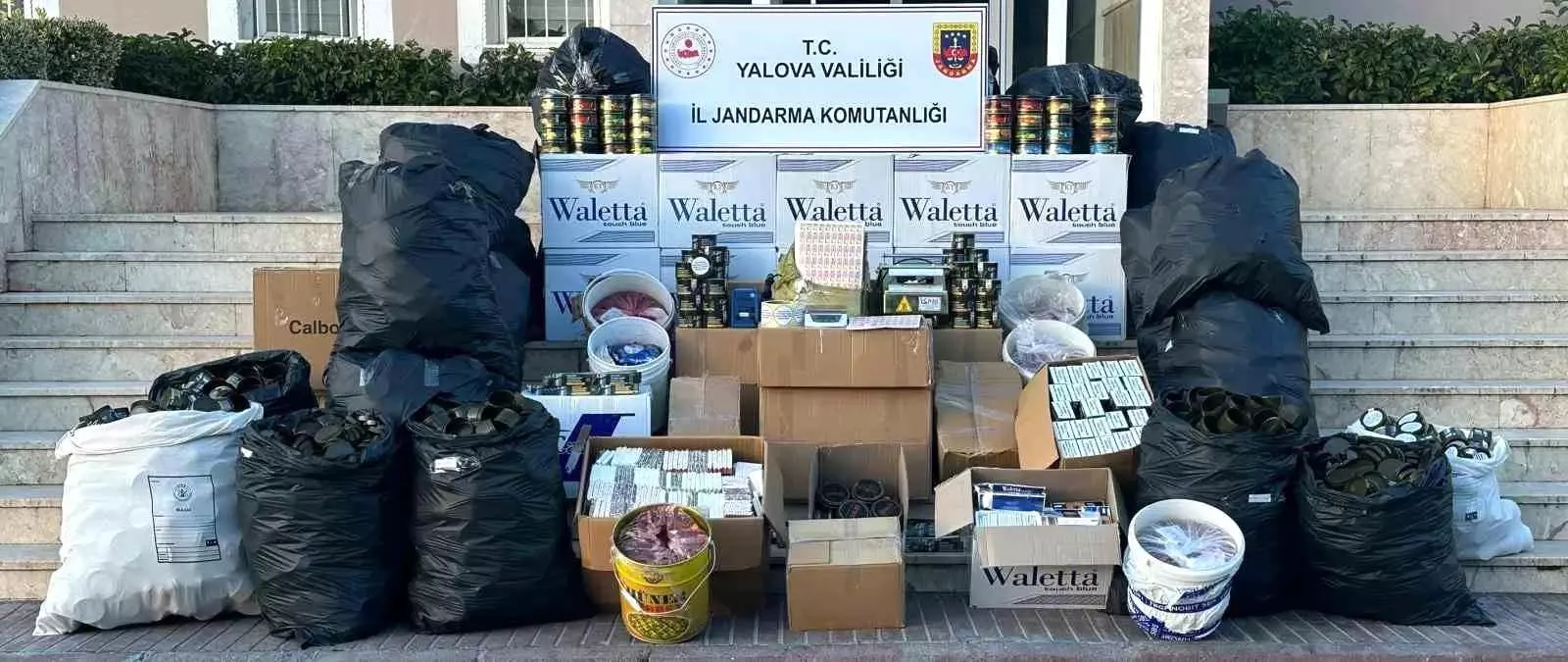 Yalova’da Kaçak Tütün Operasyonu: 142 Bin Makaron ve 238 Kilo Kaçak Tütün Ele Geçirildi