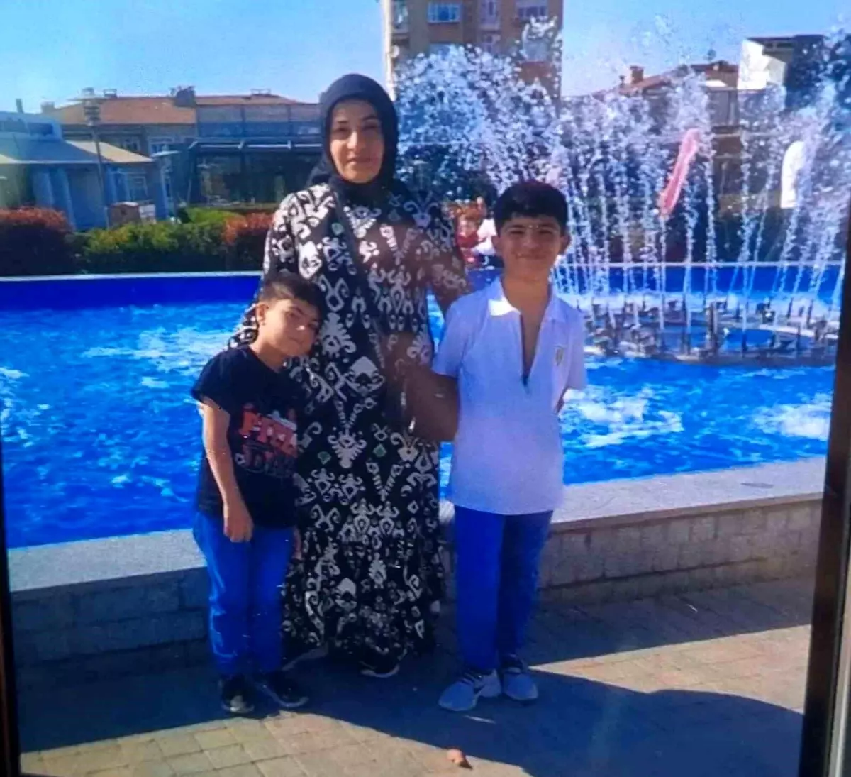 Dilovası’nda Parfüm Tesisi Yangını: 6 Kişi Hayatını Kaybetti, İş Güvenliği İhmalleri Gündemde