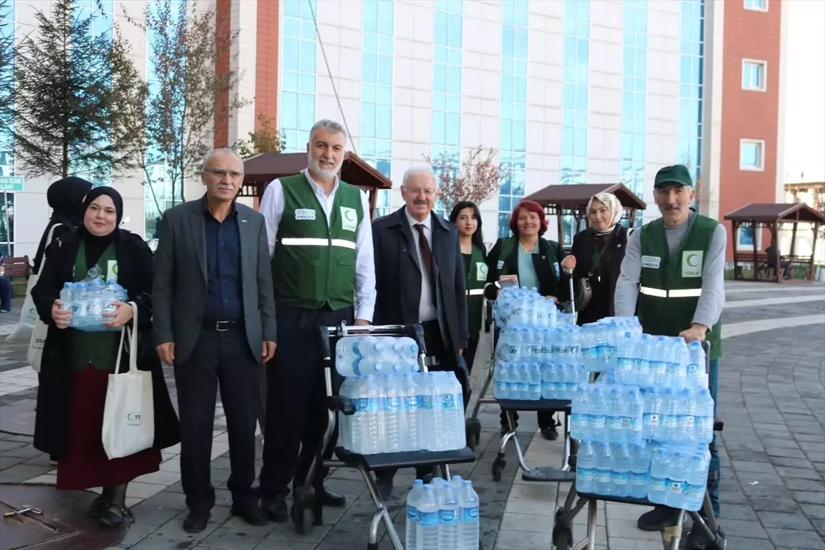 Yeşilay’dan Dünya KOAH Günü Etkinliği: Sivas’ta Sağlık Farkındalığı Artıyor