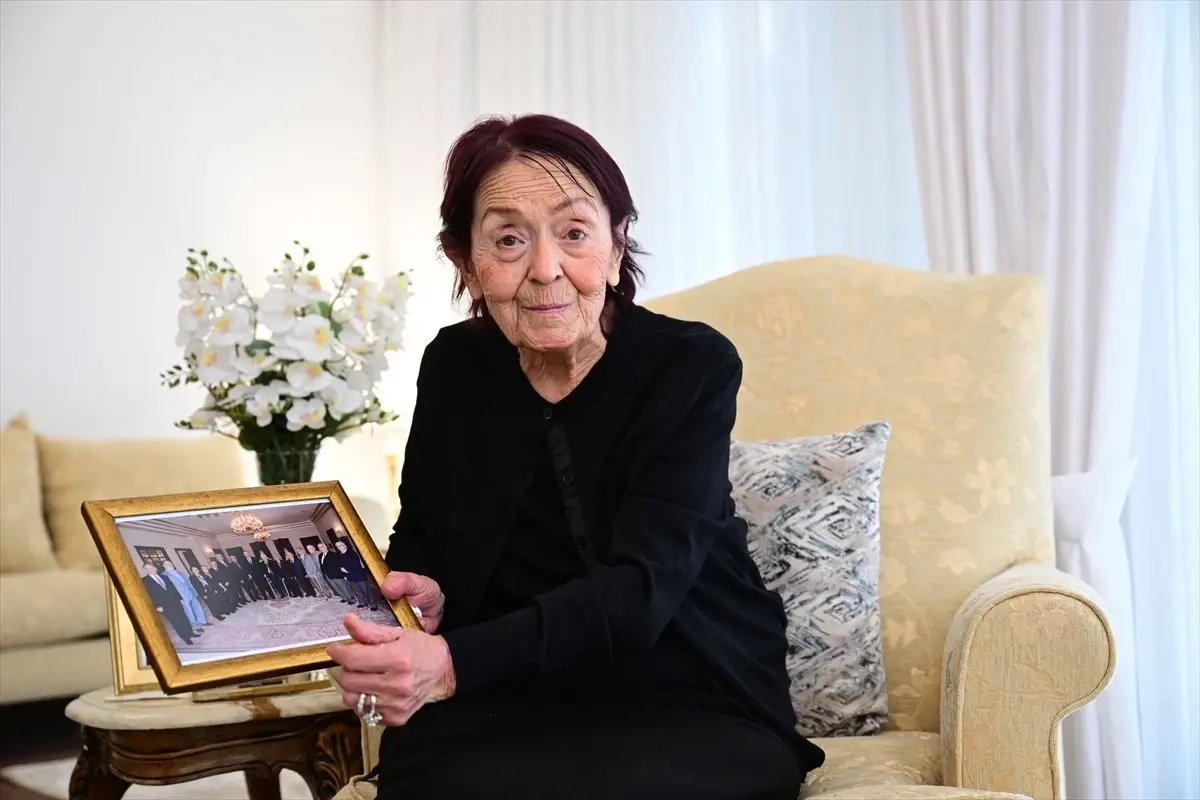 Zirvedeki İsimlerin Emekçi Öğretmeni: Semra Acar’dan Cumhurbaşkanı Erdoğan’a Şaşırtıcı Açıklamalar