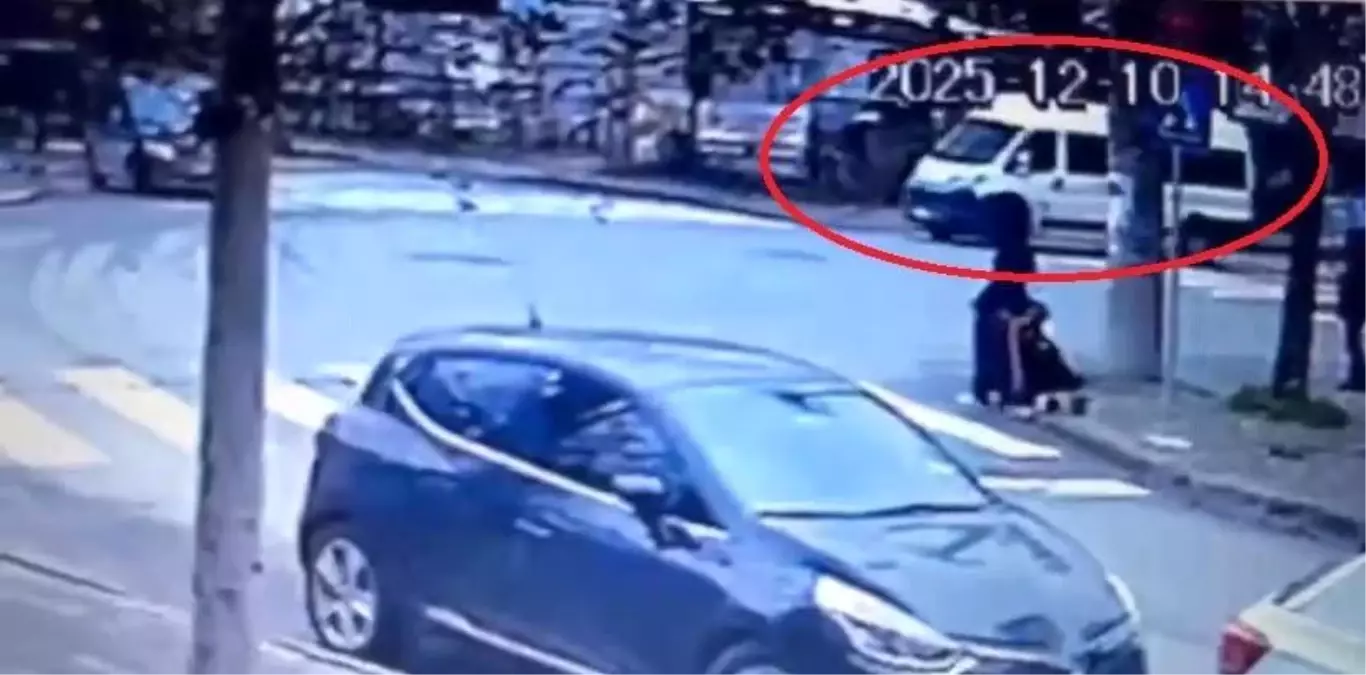 10 Yaşındaki Çocuğun Hayatını Kaybettiği Servis Minibüs Kazası Kamerada Görüntülendi