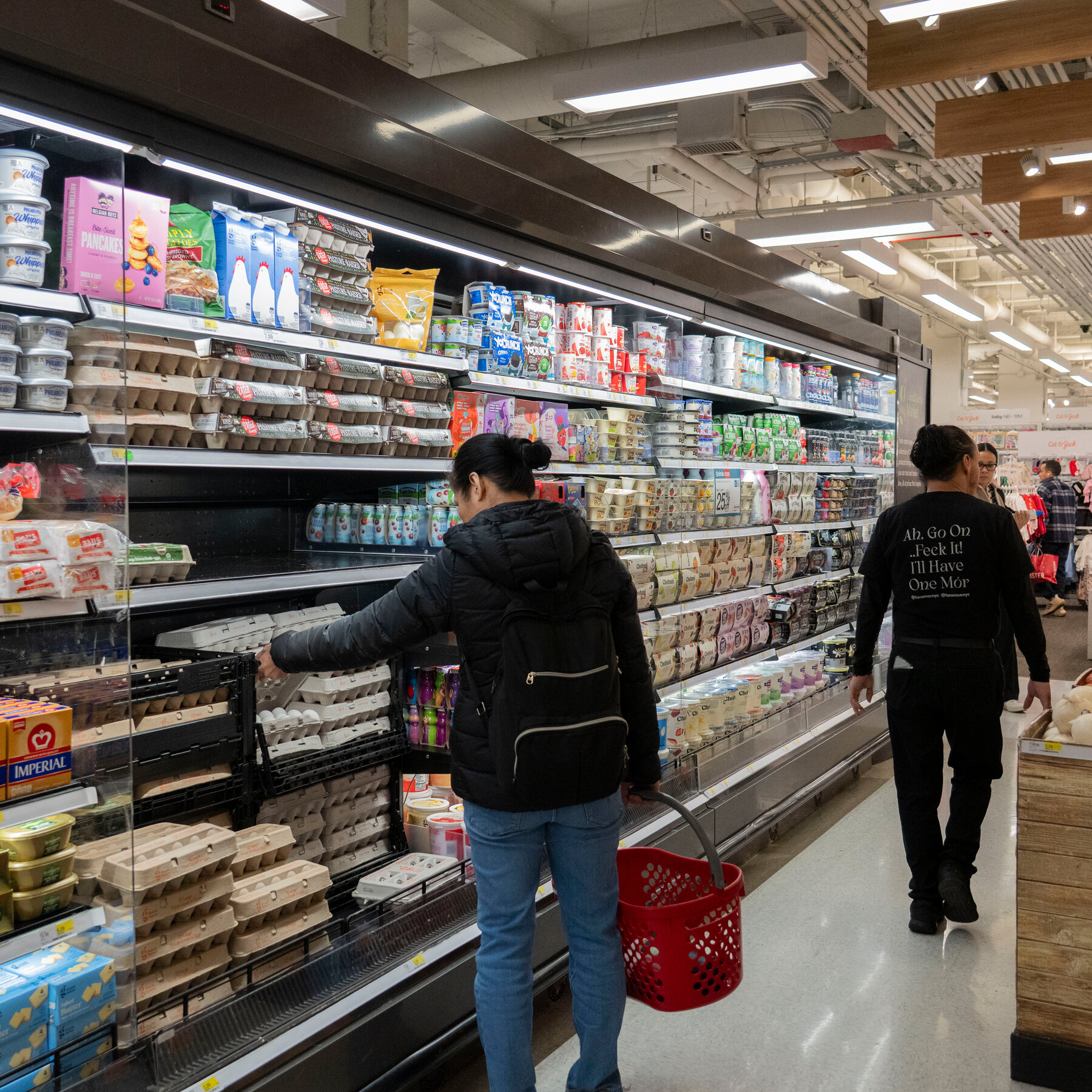 A Divided Fed Meets Amid Incomplete Data