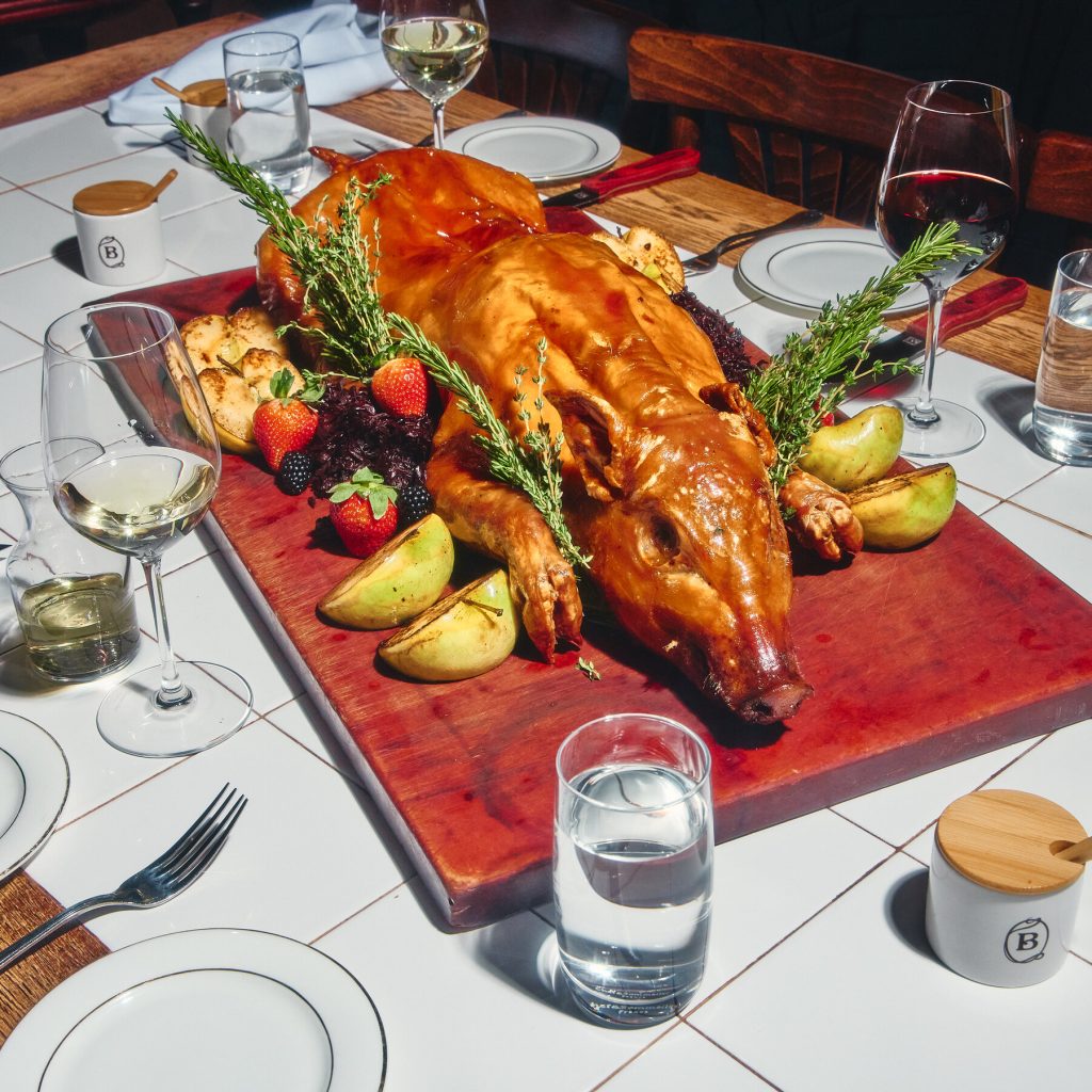 A $600 Suckling Pig? Wagyu for All? On Menus, It’s a New Gilded Age