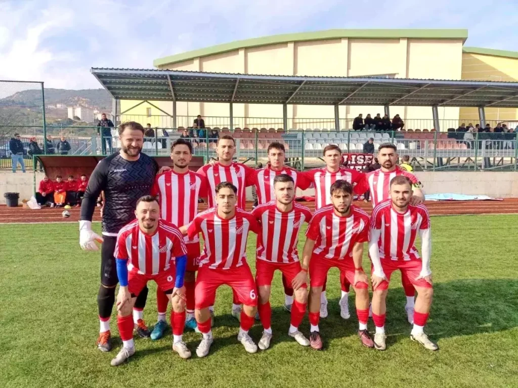 1969 Bilecik Spor Kulübü 4. Hafta Maçında Galibiyetini Kutladı