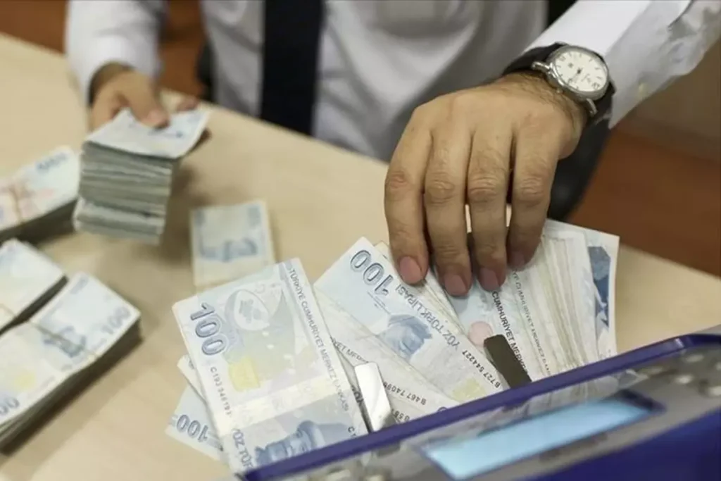 2026 Asgari Ücreti Açıklandı: Siyasi Çatışma ve Ekonomik Tartışmalar Zirve Yaptı