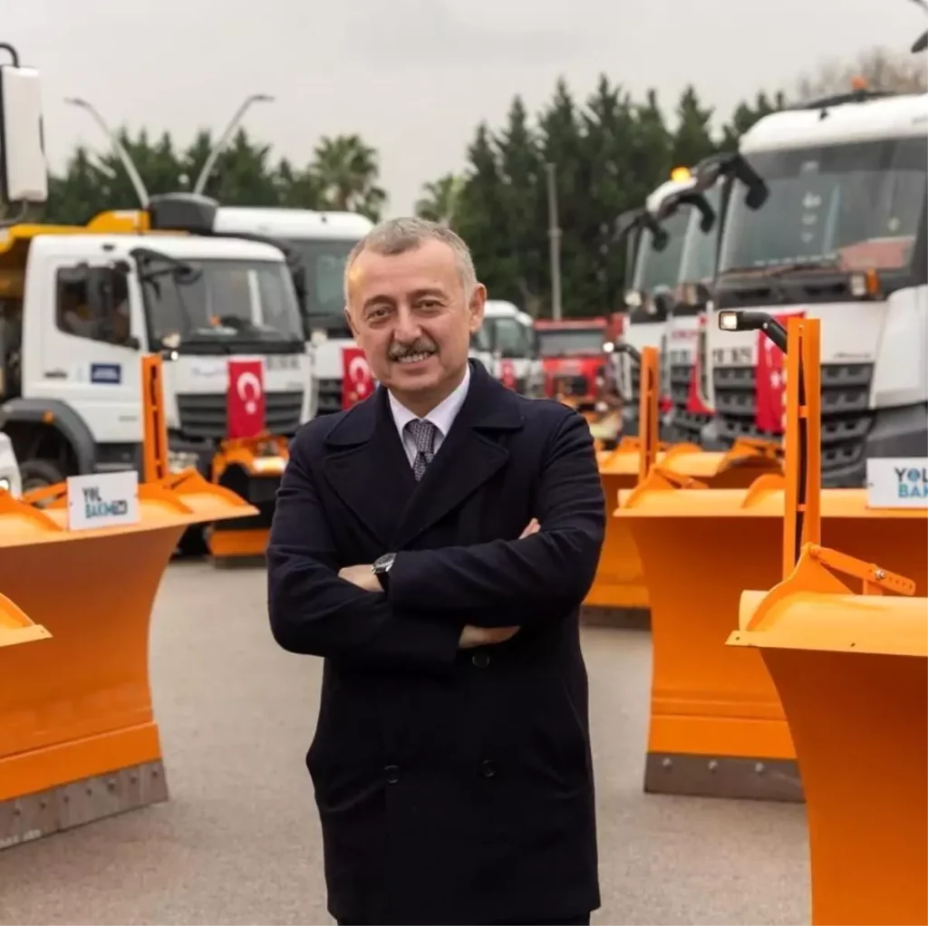 3 haftada 10 tramvay, 68 otobüs ve 42 iş makinesi hizmete alındı – Kocaeli Büyükşehir Belediyesi’nin hız kesmeden artırdığı filo