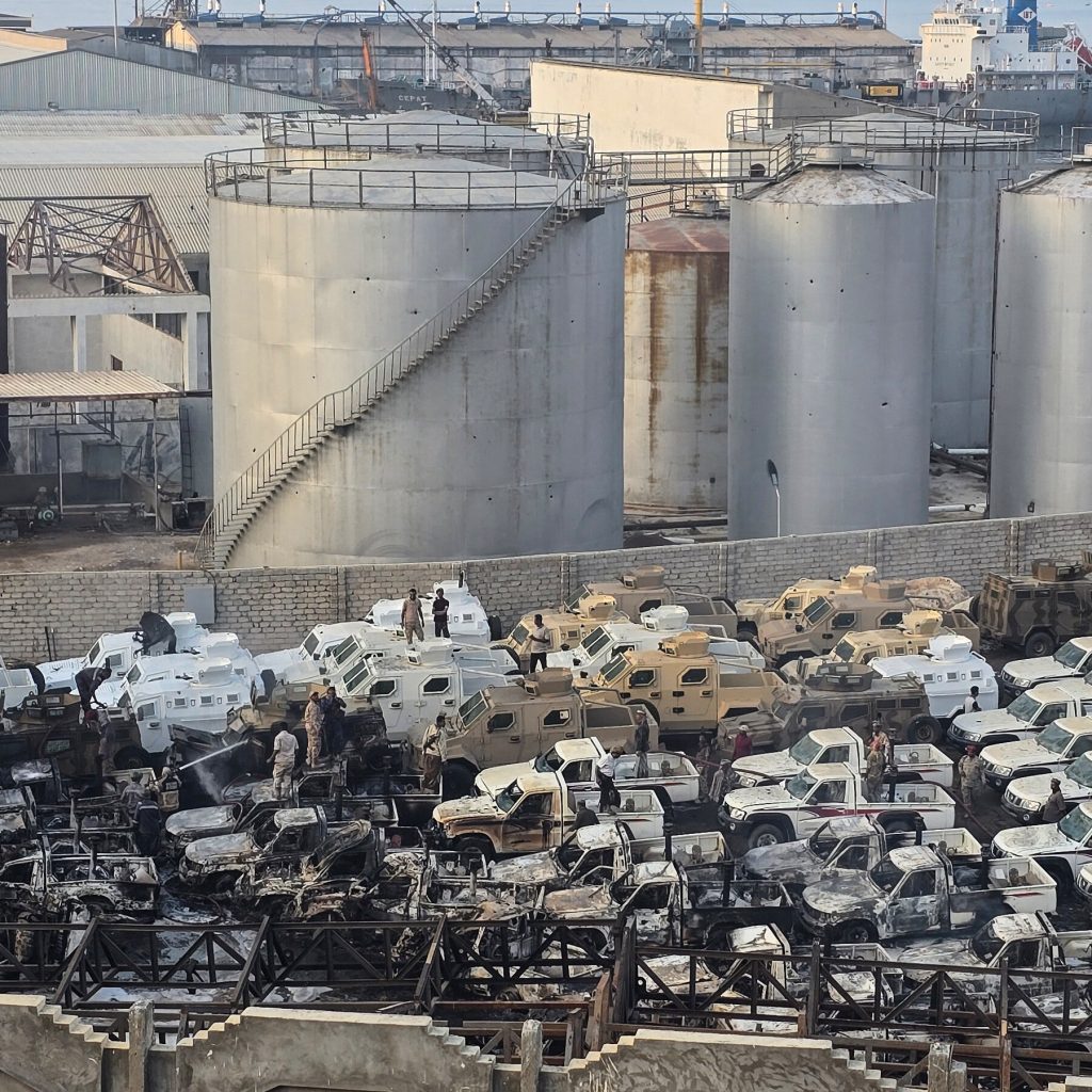 Saudis Claim Yemen Port Airstrike Aimed at UAE‑Supplied Arms