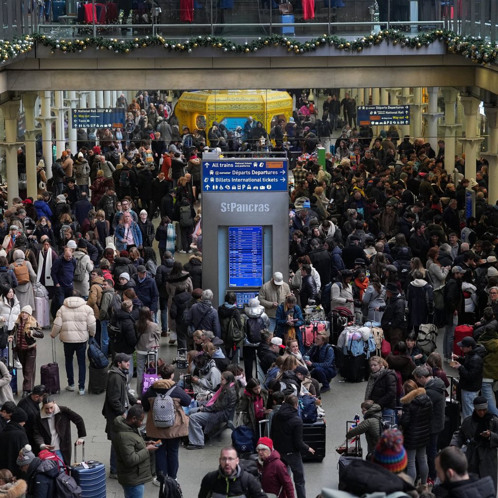 Eurostar Cancels All Trains After Power Failure in Channel Tunnel