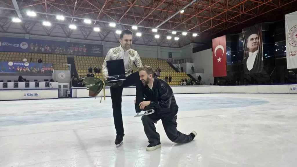 Burak Demirboğa Kariyerine Veda Etti: 25 Yıllık Buz Pateni Efsanesi Emeklerini Geride Bıraktı