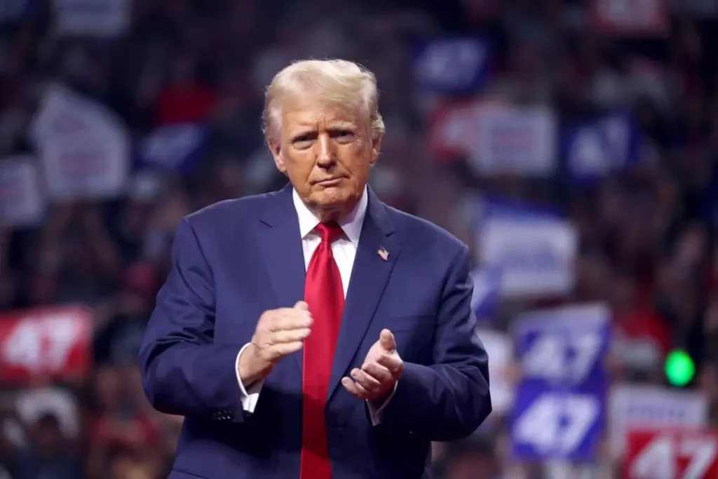 ABD Temsilciler Meclisi Üyesi Debbie Wasserman‑Schultz’tan Şok Açıklama: En Büyük Tehdit Donald Trump