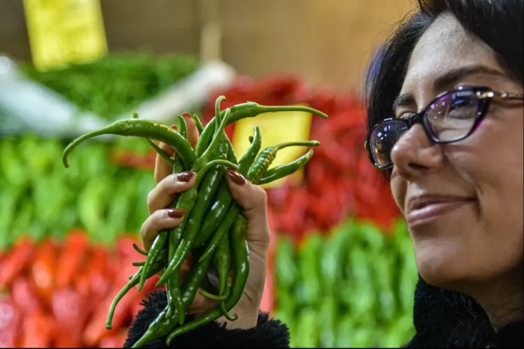 Acı Biber Sevenler Dikkat: Fazla Tüketimi Anksiyeteye Neden Olabilir