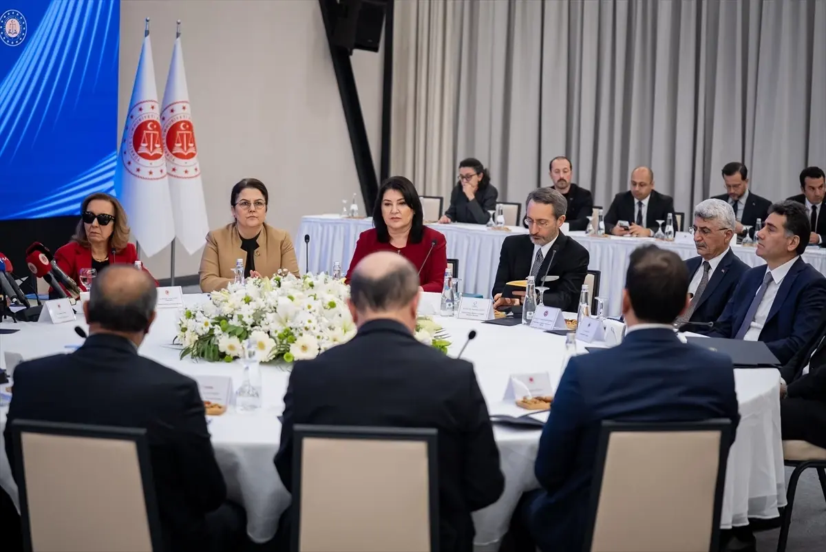 Bakan Tunç’tan İnsan Hakları Reformu Vurgusu