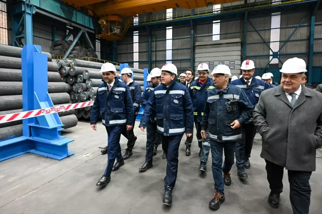 Bakan Tunç KARDEMİR’i Ziyaret Etti