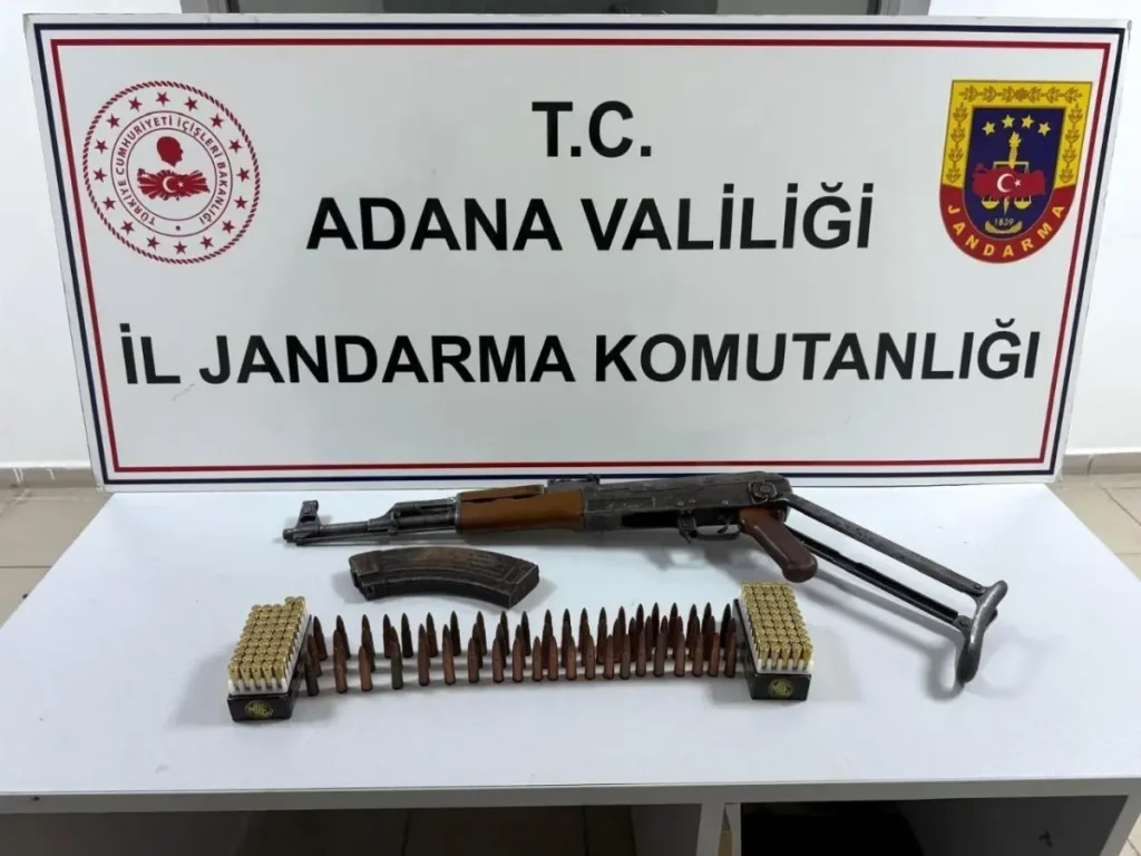 Adana’da Uzun Namlulu Silah ve Mermi Ele Geçirildi: 2 Şüpheli Tutuklandı