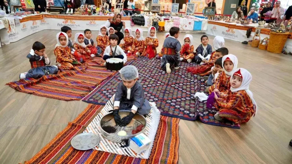 ADIMEK’in Yıl Sonu Sergisi Açıldı