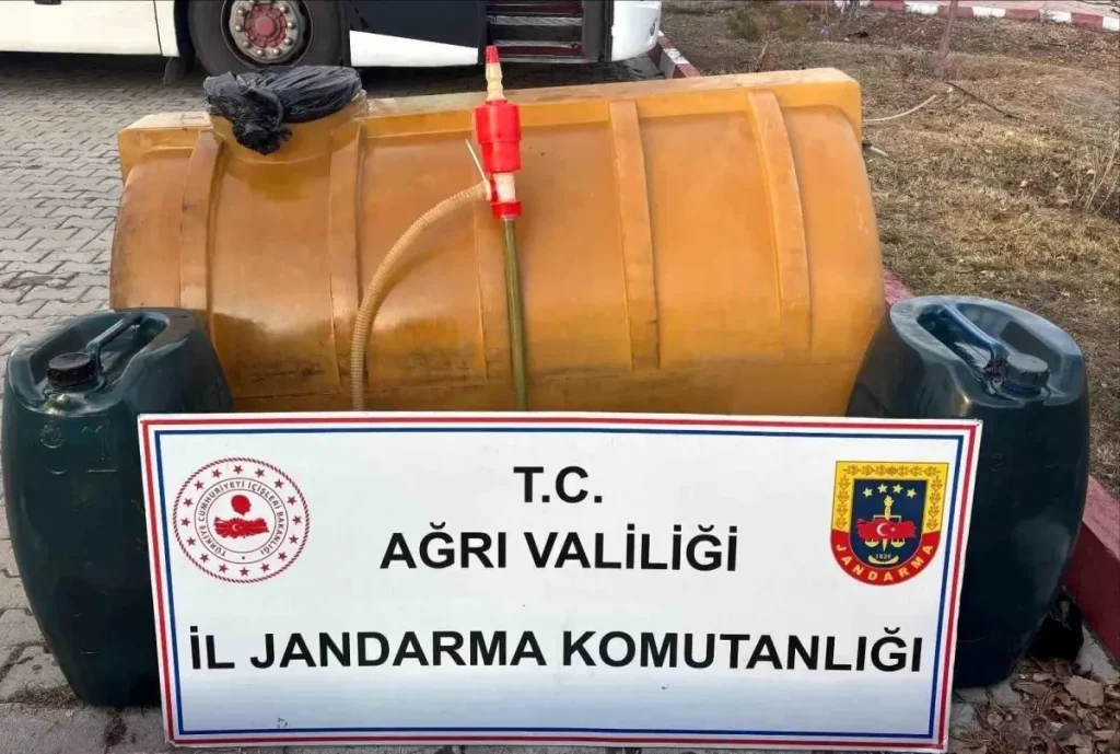 Doğubayazıt’ta 245 Litre Kaçak Akaryakıt Ele Geçirildi