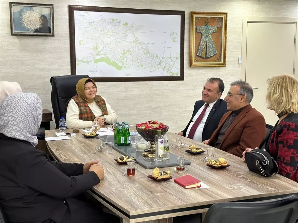 AK Parti’li Gürcan, vatandaşlar ile sivil toplum kuruluşlarının temsilcileriyle buluştu