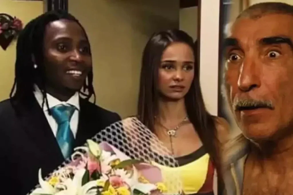 Akasya Durağı’nın Dilek’i Pelin Sönmez Taytıyla Asansörde Bomba Poz Verdi!