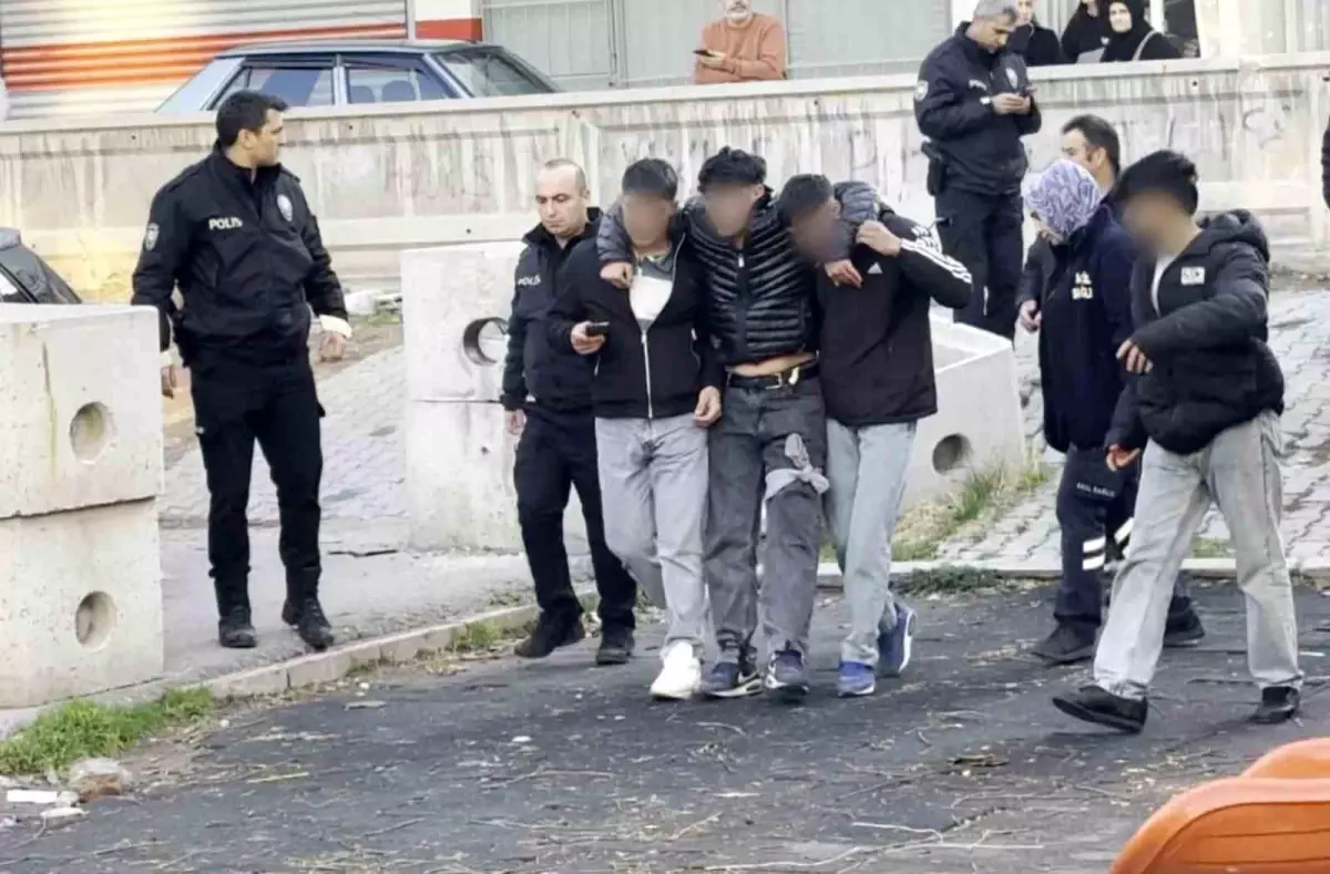 Aksaray’da Okul Çıkışı Bıçaklı Kavga: 2 Günde 2 Çocuk Yaralandı