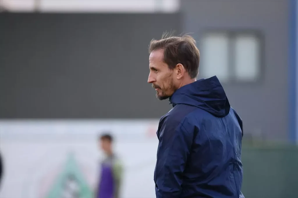 Alanyaspor İkinci Yarısı İçin Hazırlıklara Başladı