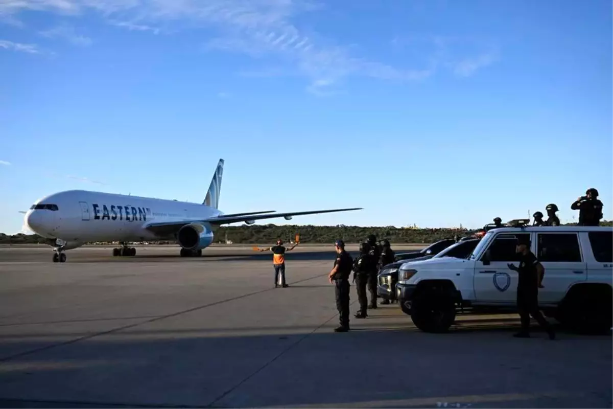 Venezuela, ABD Göçmen Uçuşlarına Onay Verdi