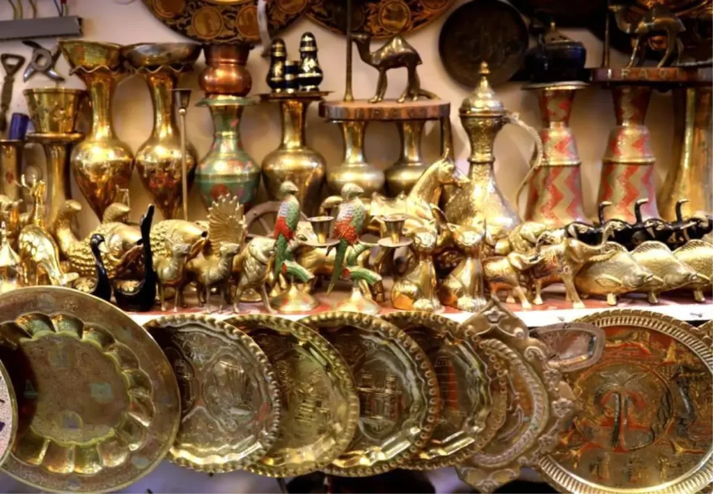 Bağdat’ın Bakırcılar Çarşısı: Bin Yıllık Gelenek ve Modern Çekicilik