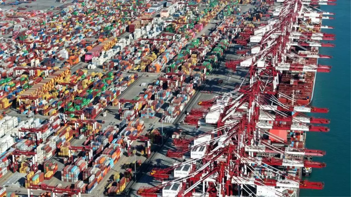 Qingdao Limanı Kargo Hacmi 700 Milyon Tona Ulaştı
