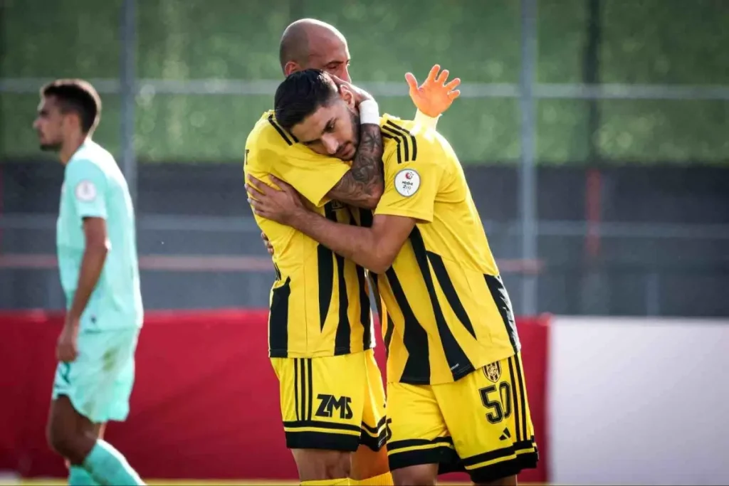 Aliağa FK Devre Arasına Formsuz Girdi