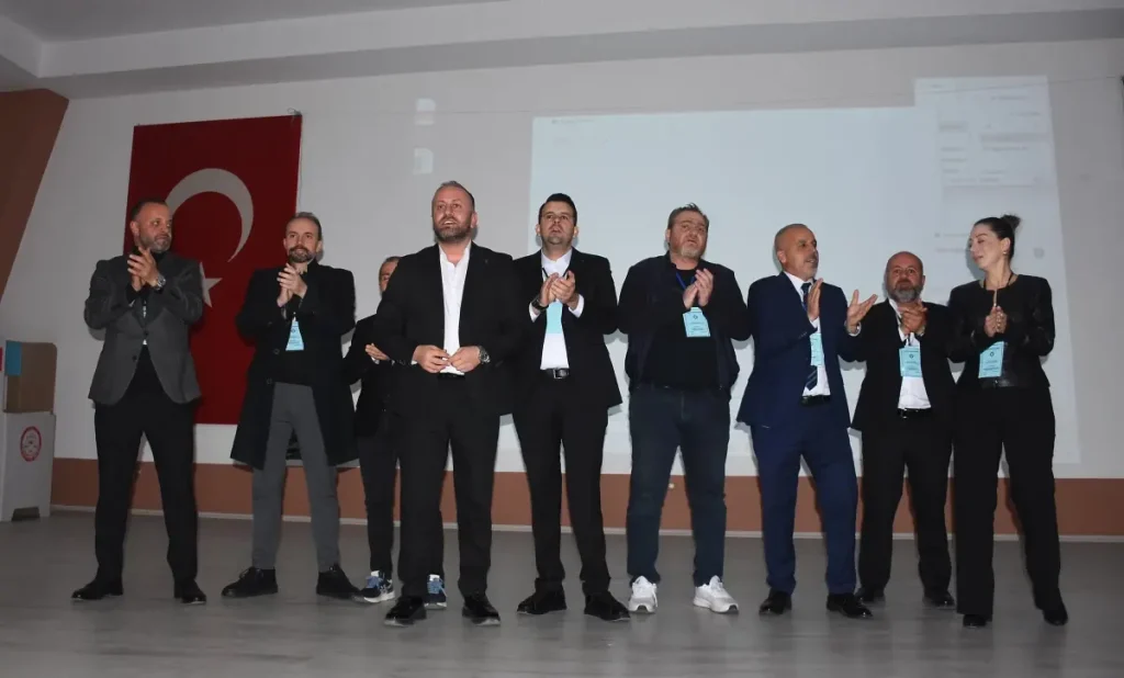 Altay’da Başkan Adayı Çekildi: Üyeler Gerginlik Yarattı