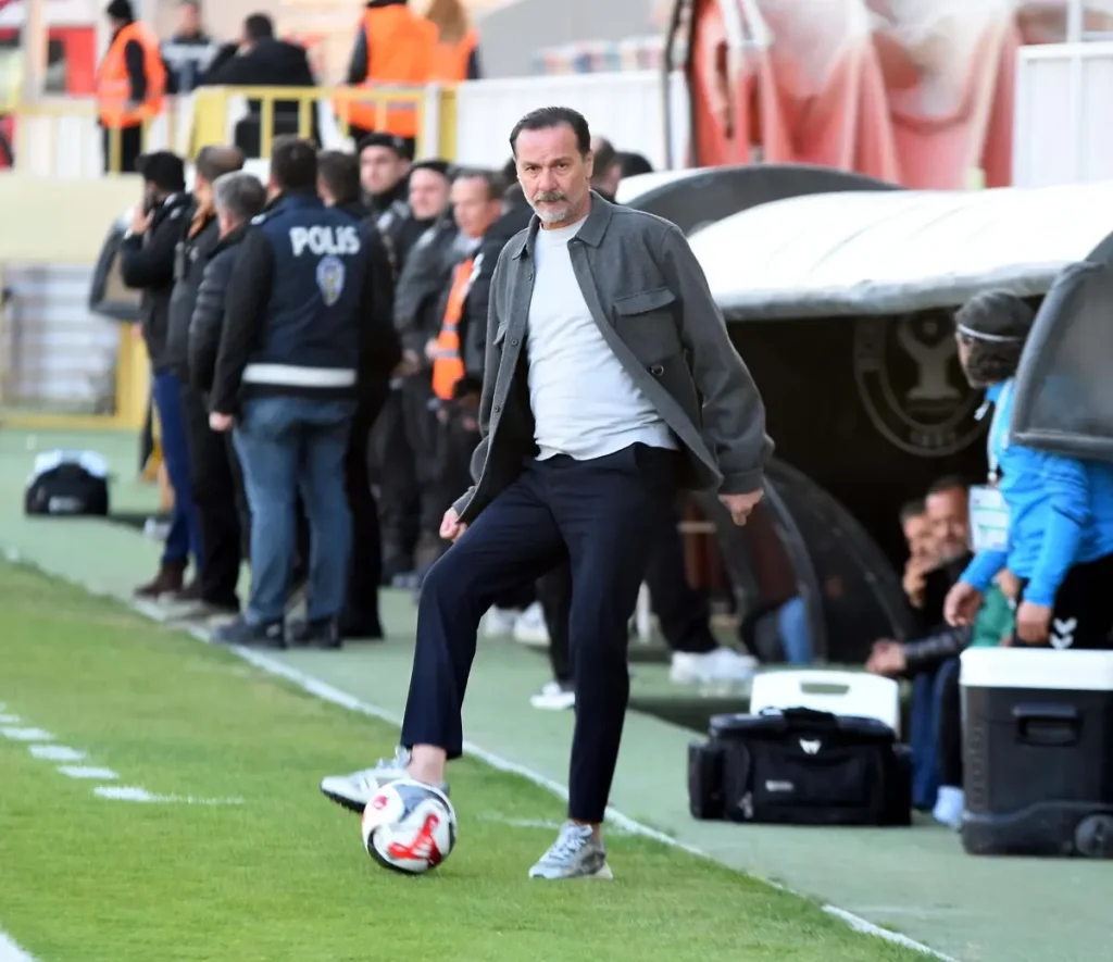 Altay’da Mali Kriz: Futbolcular İhtarnamelerini Gönderdi