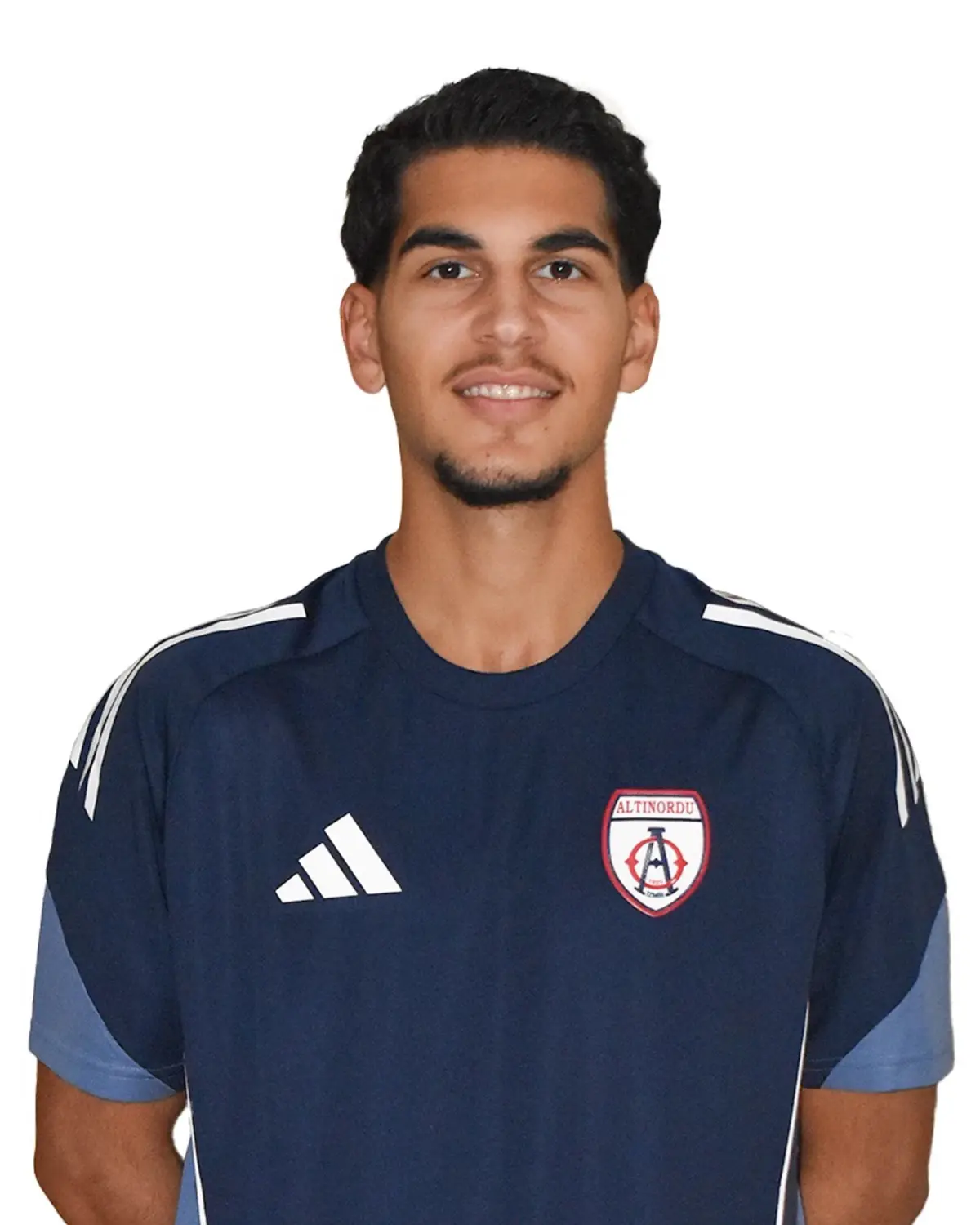 Altınordu’da 3 Futbolcu ile Yollar Ayrıldı