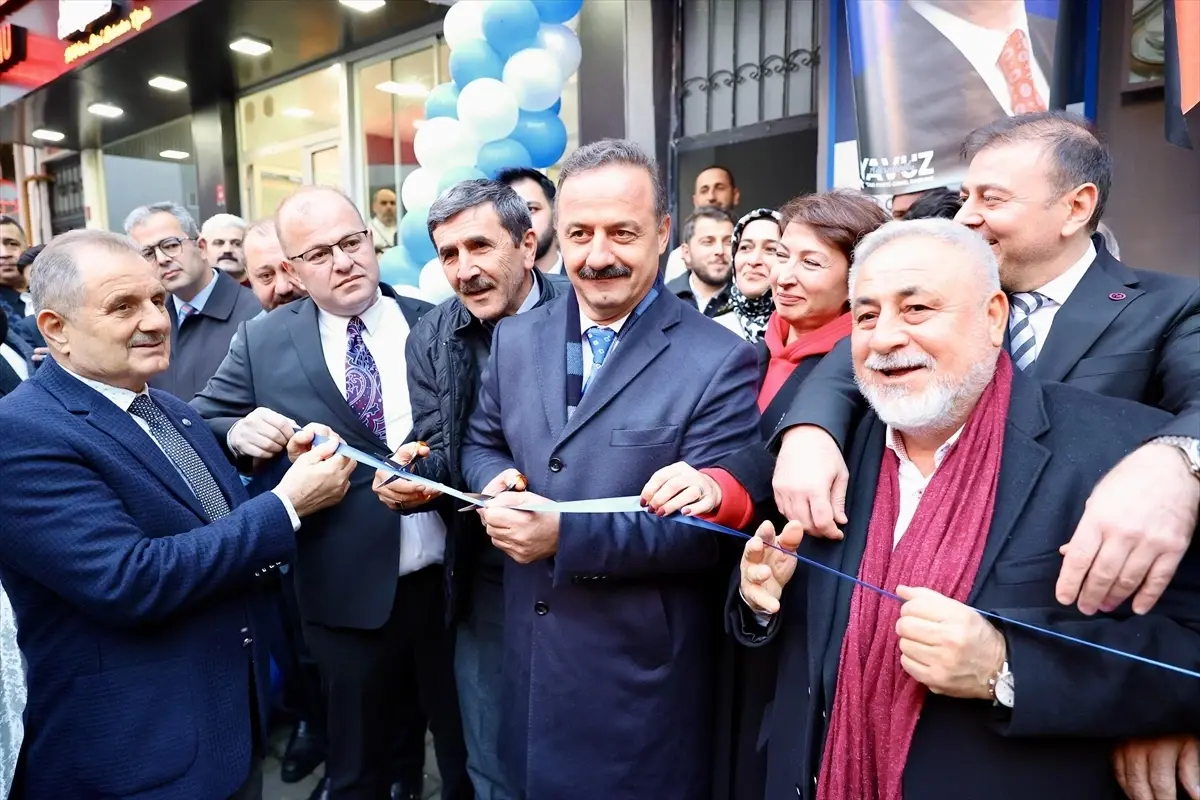 AĞIRALIOĞLU, TRABZON’UN ARSIN’DE PARTİ BAŞKANLIĞINI AÇTI