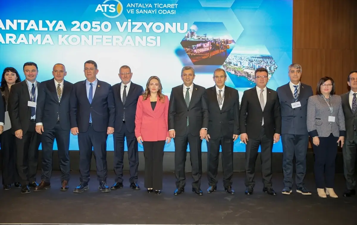 Antalya 2050 Vizyonu Konferansı Başladı: Geleceğin Şehrine Yönelik Ortak Akıl Arayışı