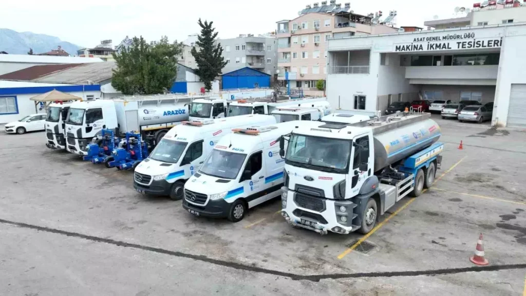 Antalya Büyükşehir Belediyesi Yeni Yıla 7/24 Güvenlik ve Hizmet Garantisiyle Giriyor