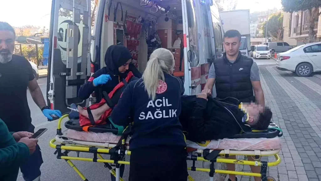 Manavgt’da Motosiklet Kazası: Sürücü Yaralı ve 34 Bin TL Ceza