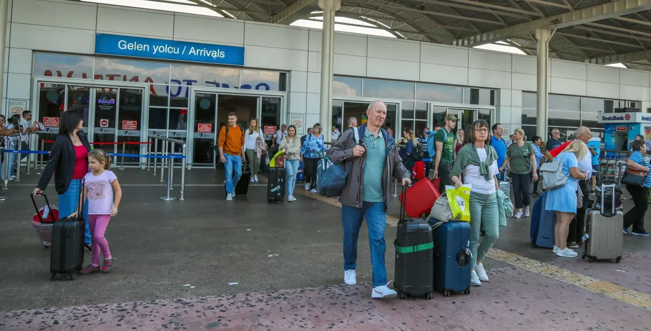 Antalya Turizminde Ukrayna Rekoru: 421 Bin Turist ve 17 Milyonluk Hedef