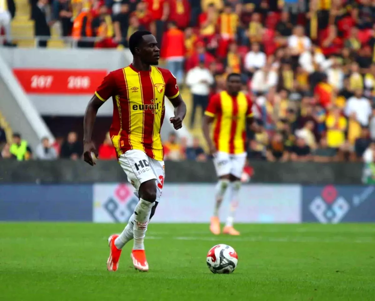 Anthony Dennis Göztepe’de Parlıyor