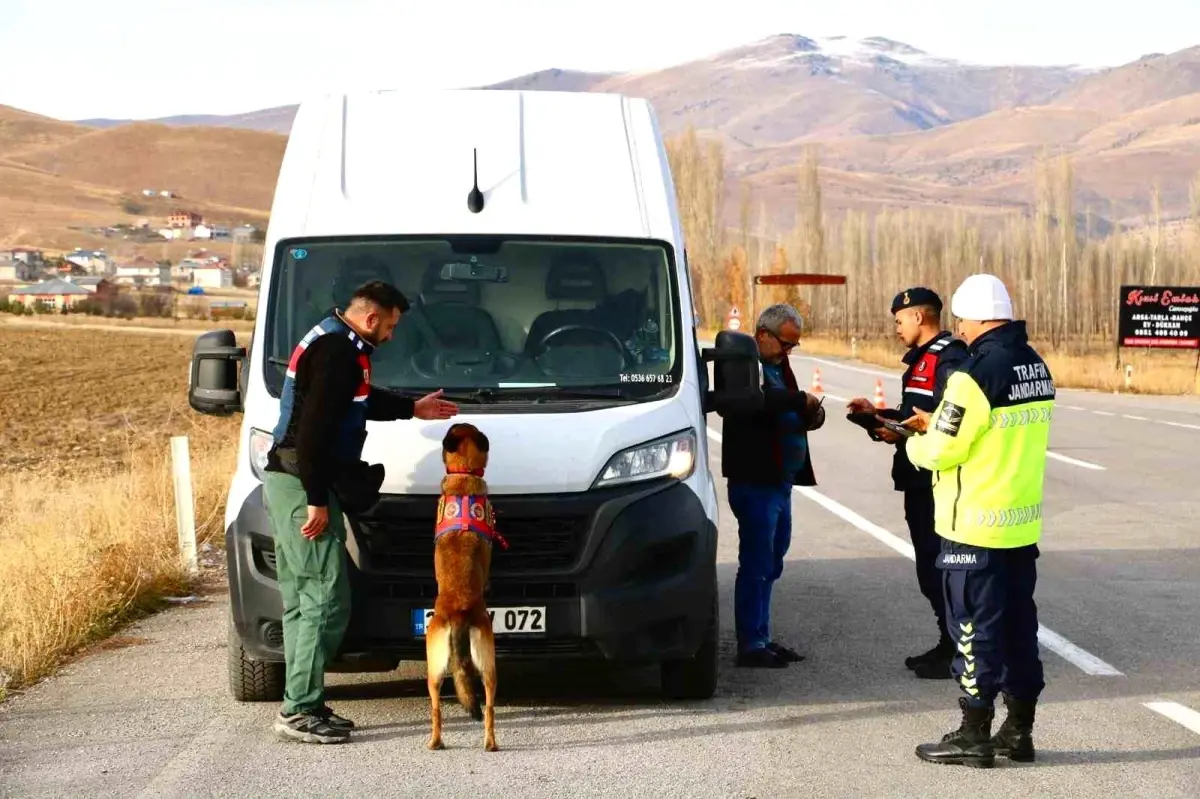 Bayburt’ta Trafik Denetimleri Sürüyor