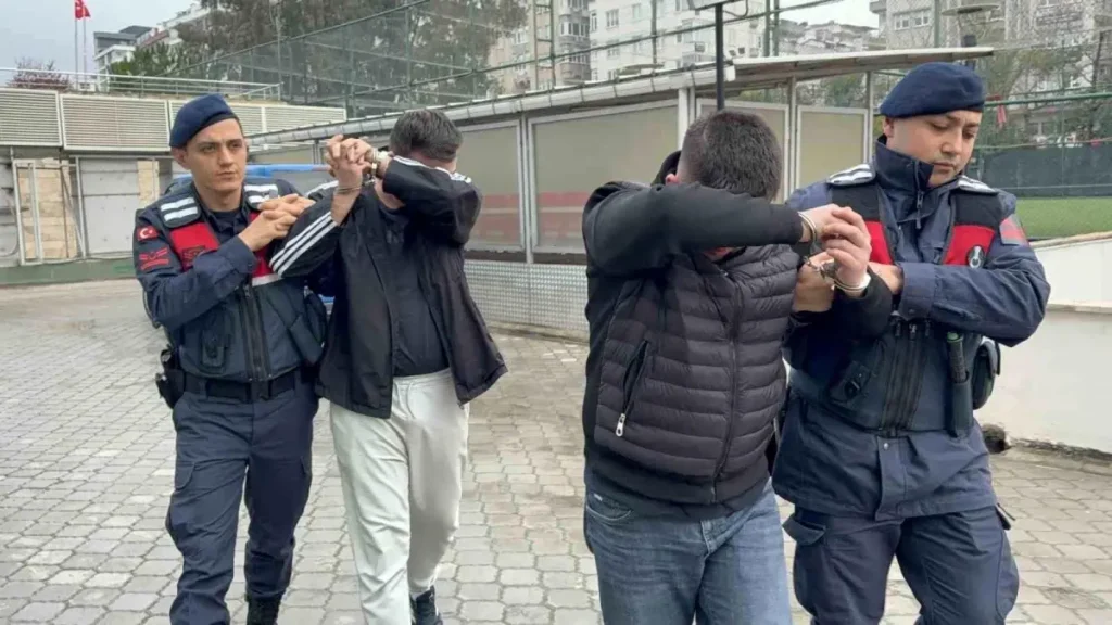 Samsun’da Uyuşturucu Operasyonu: 2 Gözaltı