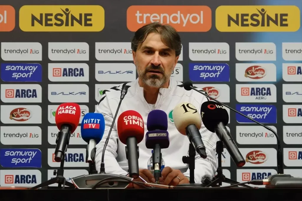 Çorum FK, Sakaryaspor’u 2-0 ile geçti