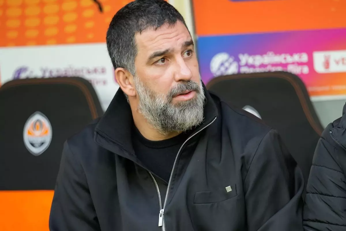 Arda Turan Maç Sonu Çılgına Döndü: Rakip Takımın Kulübesini Basarak Şok Yarattı