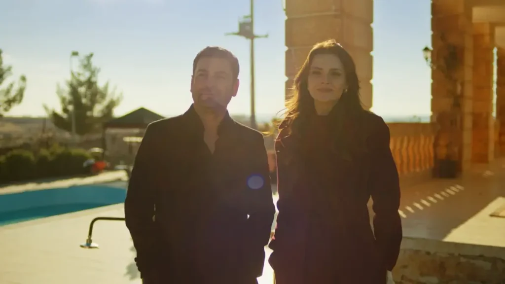 Uzak Şehir’de Romantik Yakınlaşma