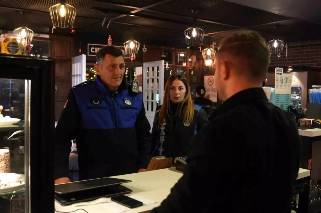 Atakum’da Zabıtadan Fahiş Fiyat Denetimi: Restoran ve Kafelerde Sert Kontroller