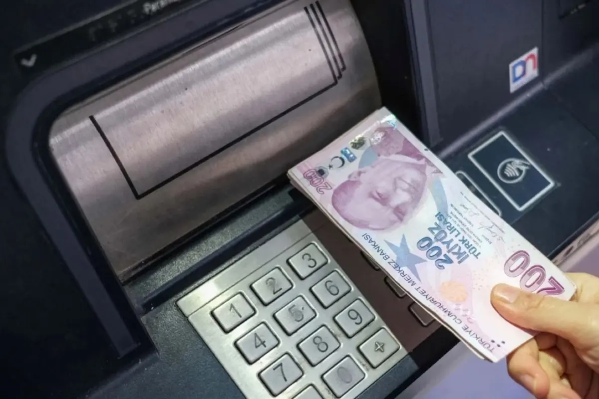ATM’lerde yeni dönem: Mahkeme kararı olmadan hesabınız dondurulabilir