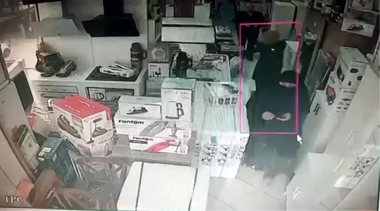 Beyaz Eşya Mağazasında Hırsızlık: Avcılar’da Saç Düzleştirici Çarşaf İçinde Saklandı